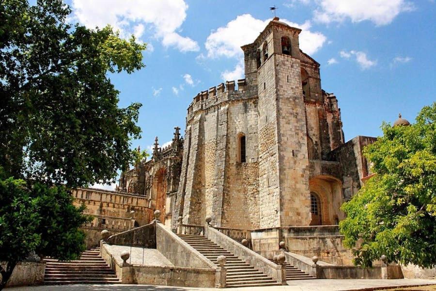 Апартаменты Castle, Terrace And Relax Томар Экстерьер фото